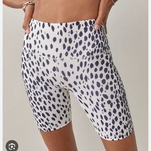 reformation 7in biker shorts